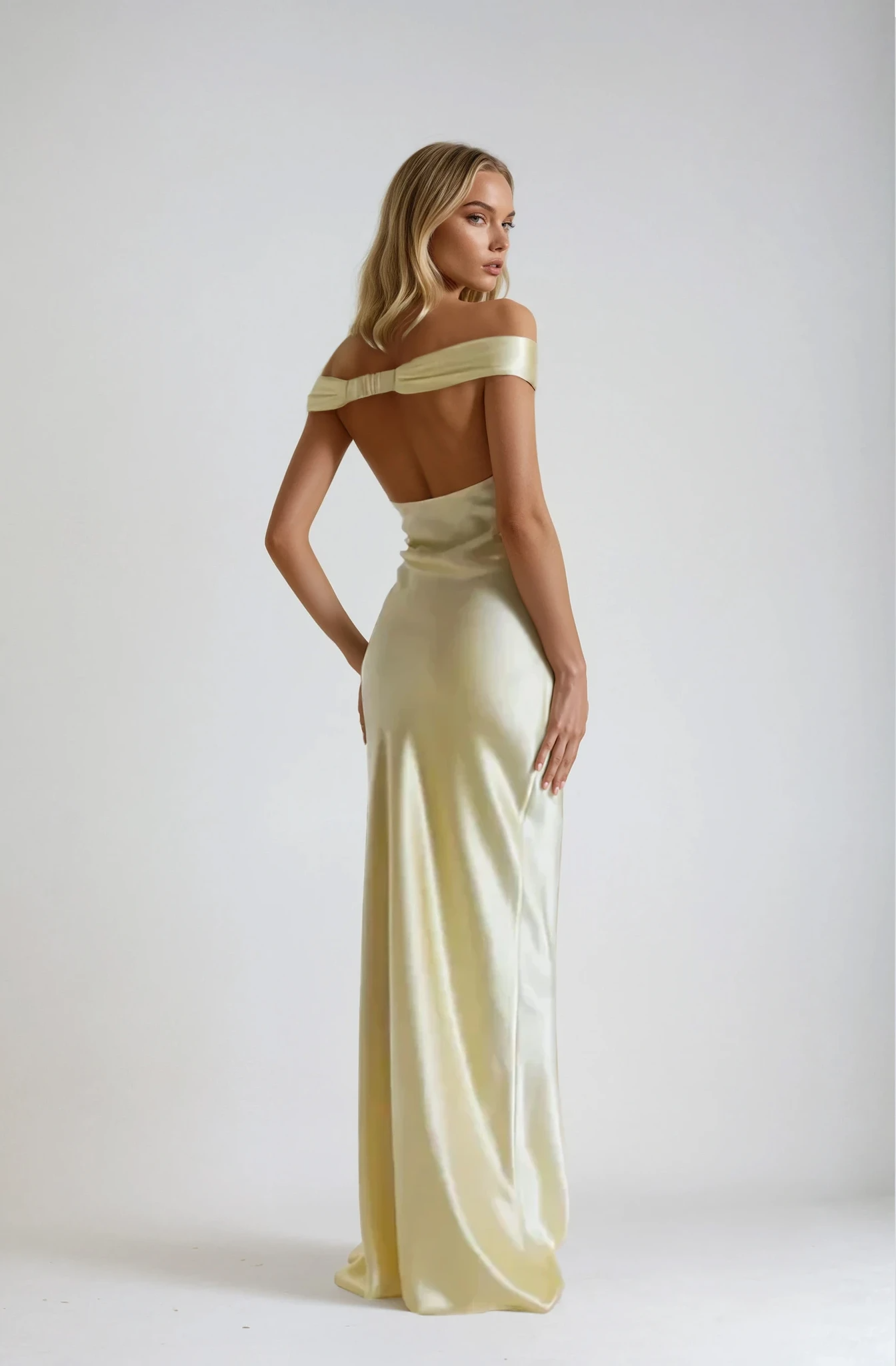 Emory | Satin-Maxikleid mit Rückenausschnitt