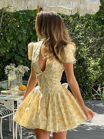 Vivienne | Minikleid mit Blumenmuster