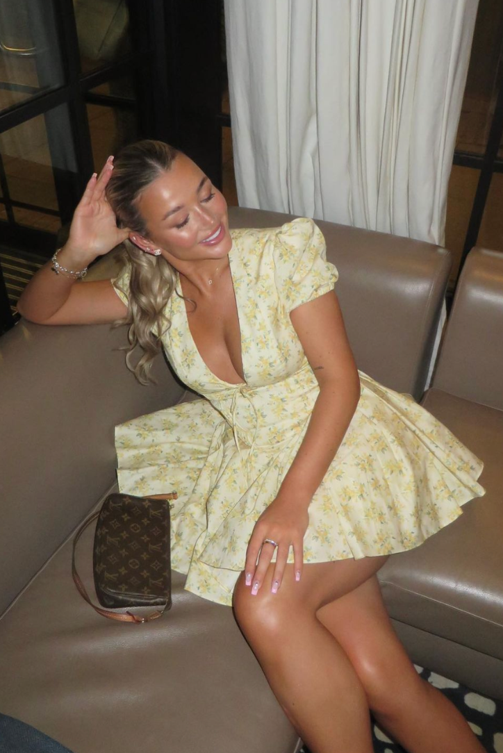 Vivienne | Minikleid mit Blumenmuster