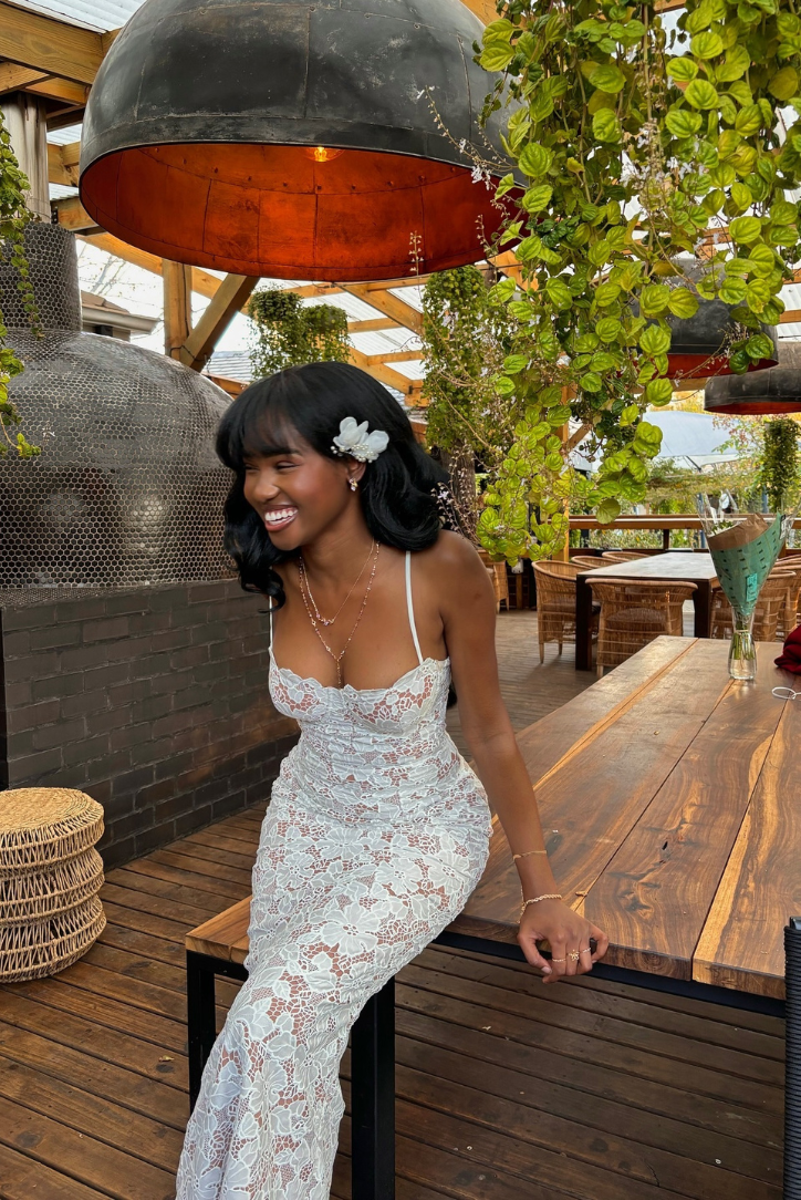 Evangeline | Spitzen-Maxikleid