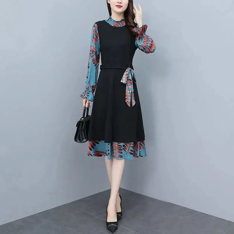 Robe d'automne/hiver avec col montant élégant