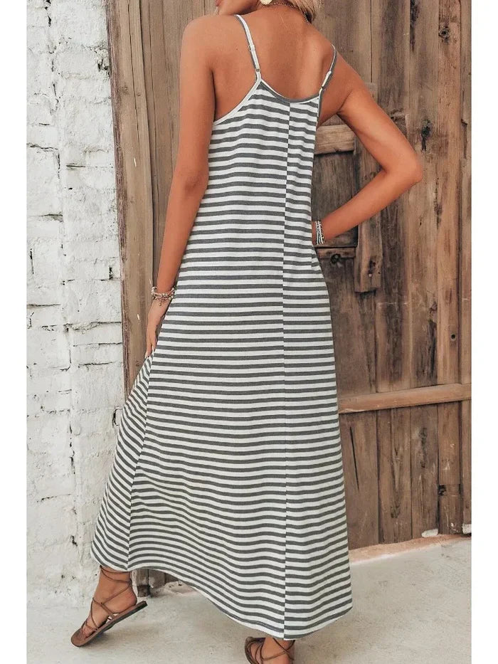 Gestreiftes Damenkleid – Vielseitig & perfekt für jeden Tag