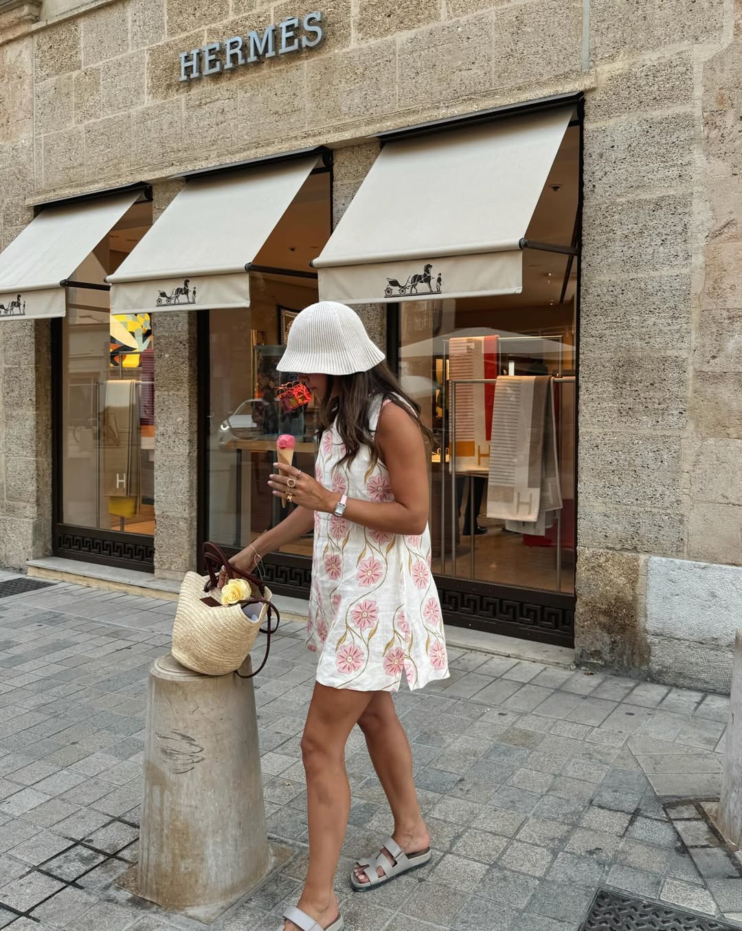 Nicole | Ärmelloses kurzes Kleid mit Printmuster