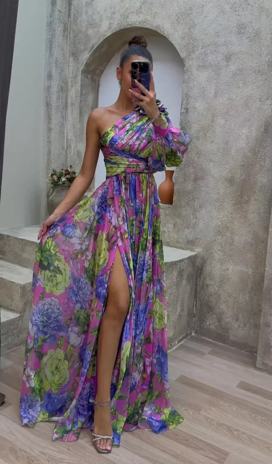 Paige | Atemberaubendes fließendes Kleid