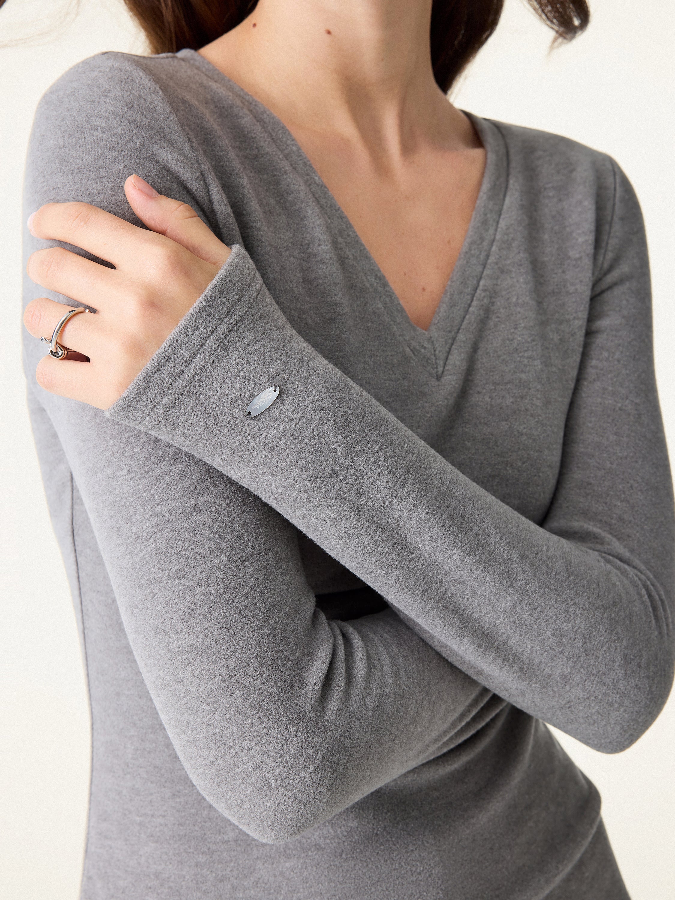 MaxWarm V-Neck Long Sleeve Brami