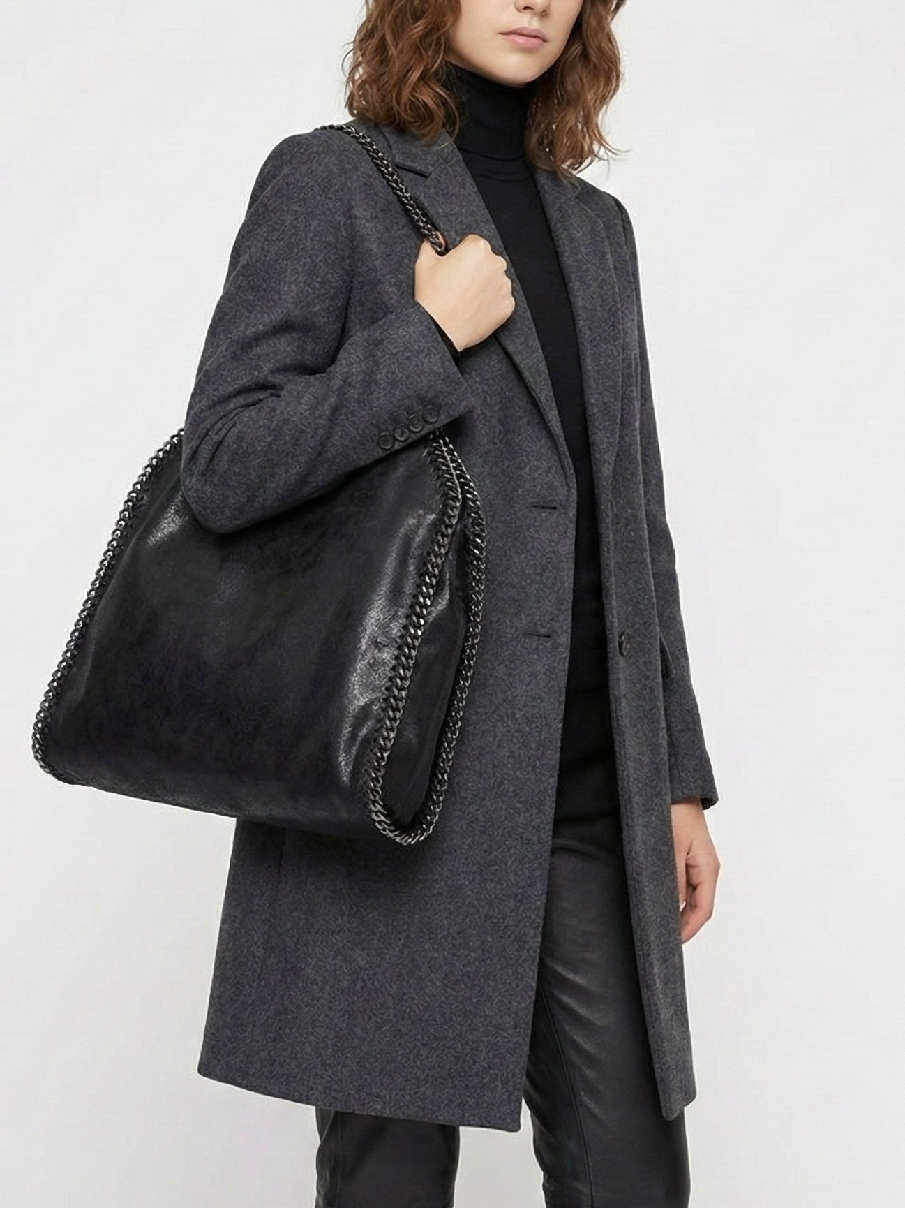 Skyla | Soft faux leather tote bag with chain strap