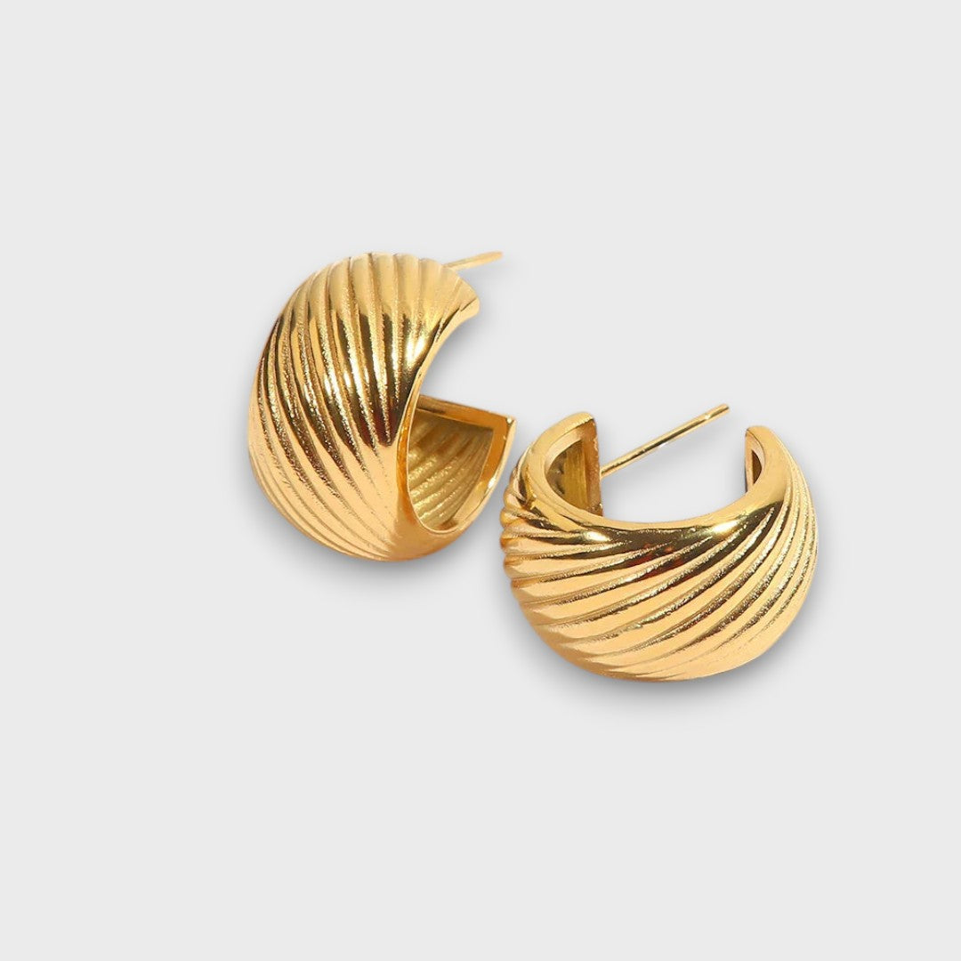 Emy – Vintage-inspired hoop earrings with luxurious flair