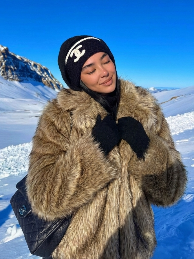 Emily | Veste d'hiver courte en fausse fourrure