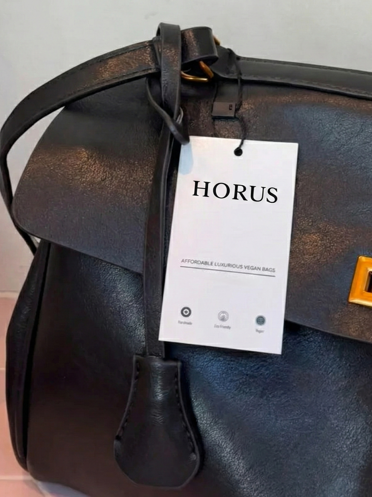 Cecil | Structured Shoulder Bag