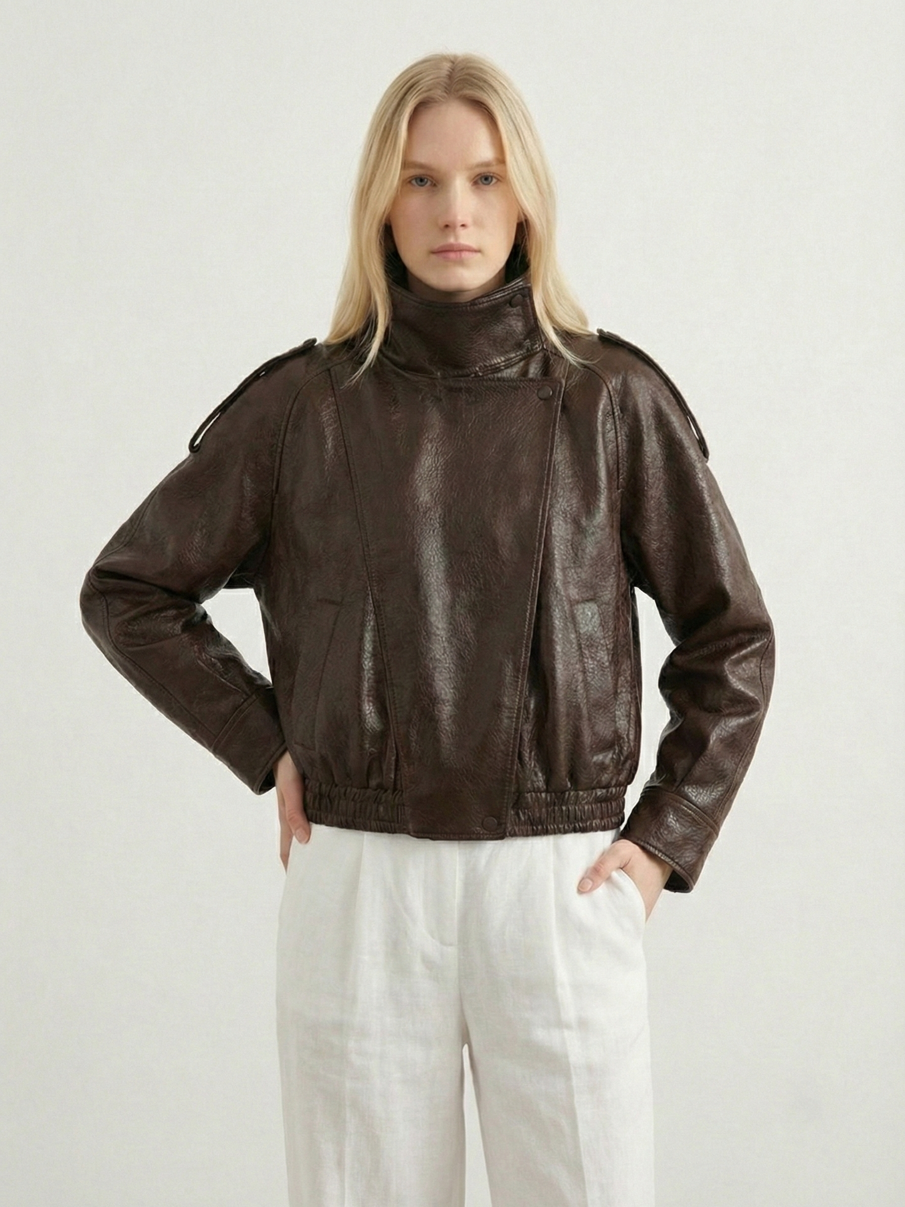 Felicia | Veste oversize à col montant en similicuir