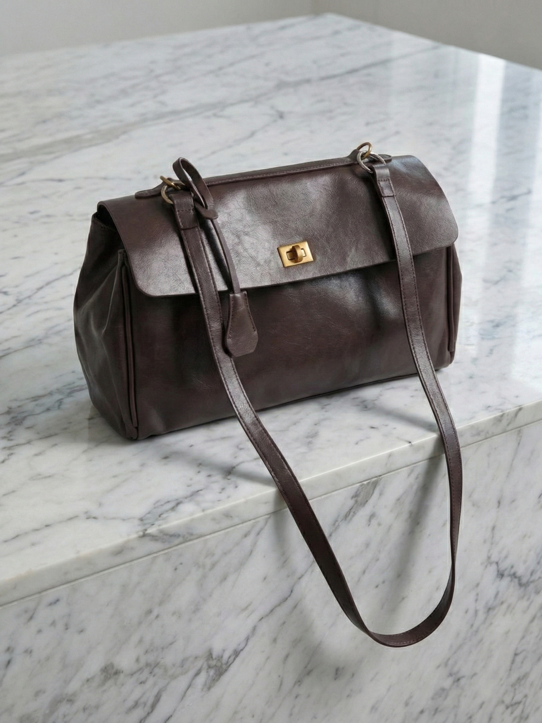 Cecil | Structured Shoulder Bag