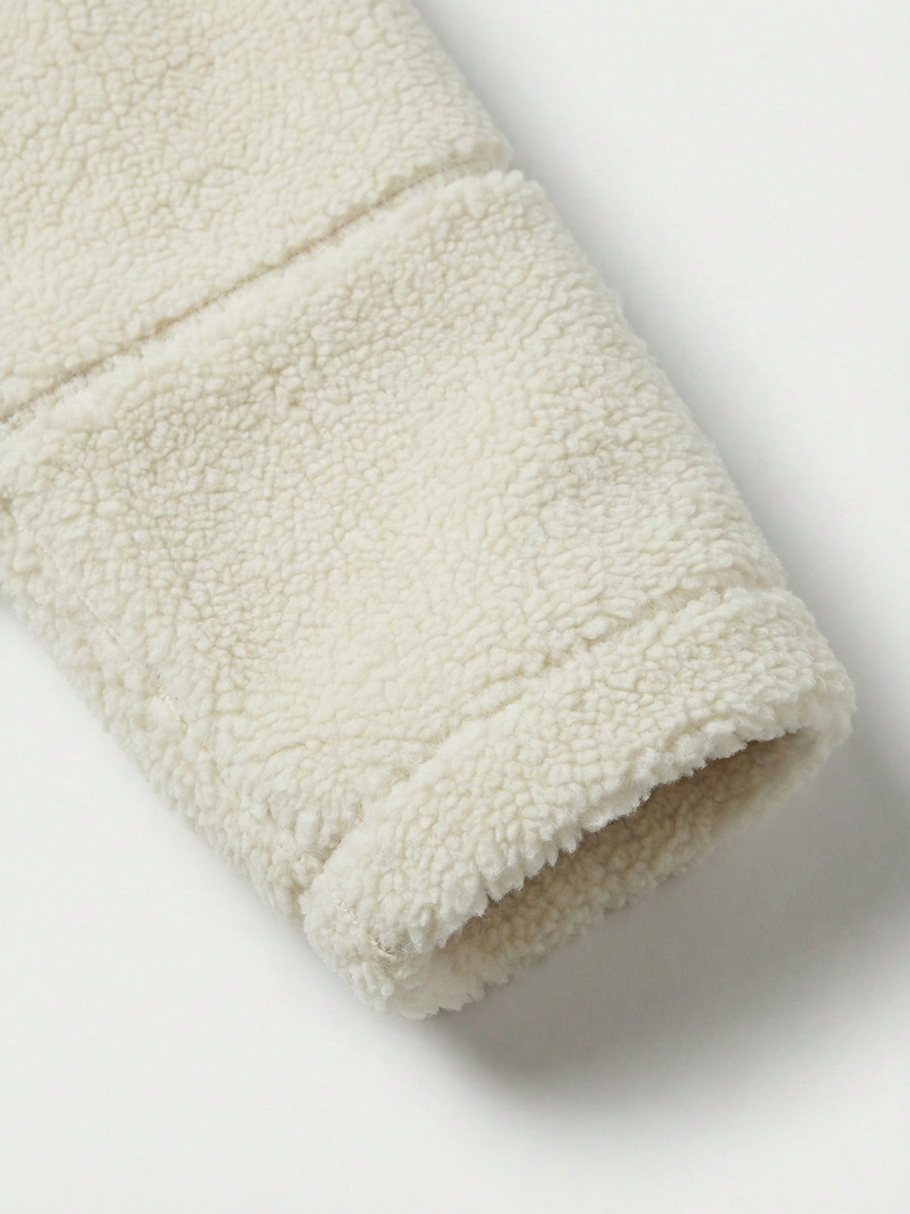 Maddy | Veste imperméable zippée en polaire Teddy à col montant