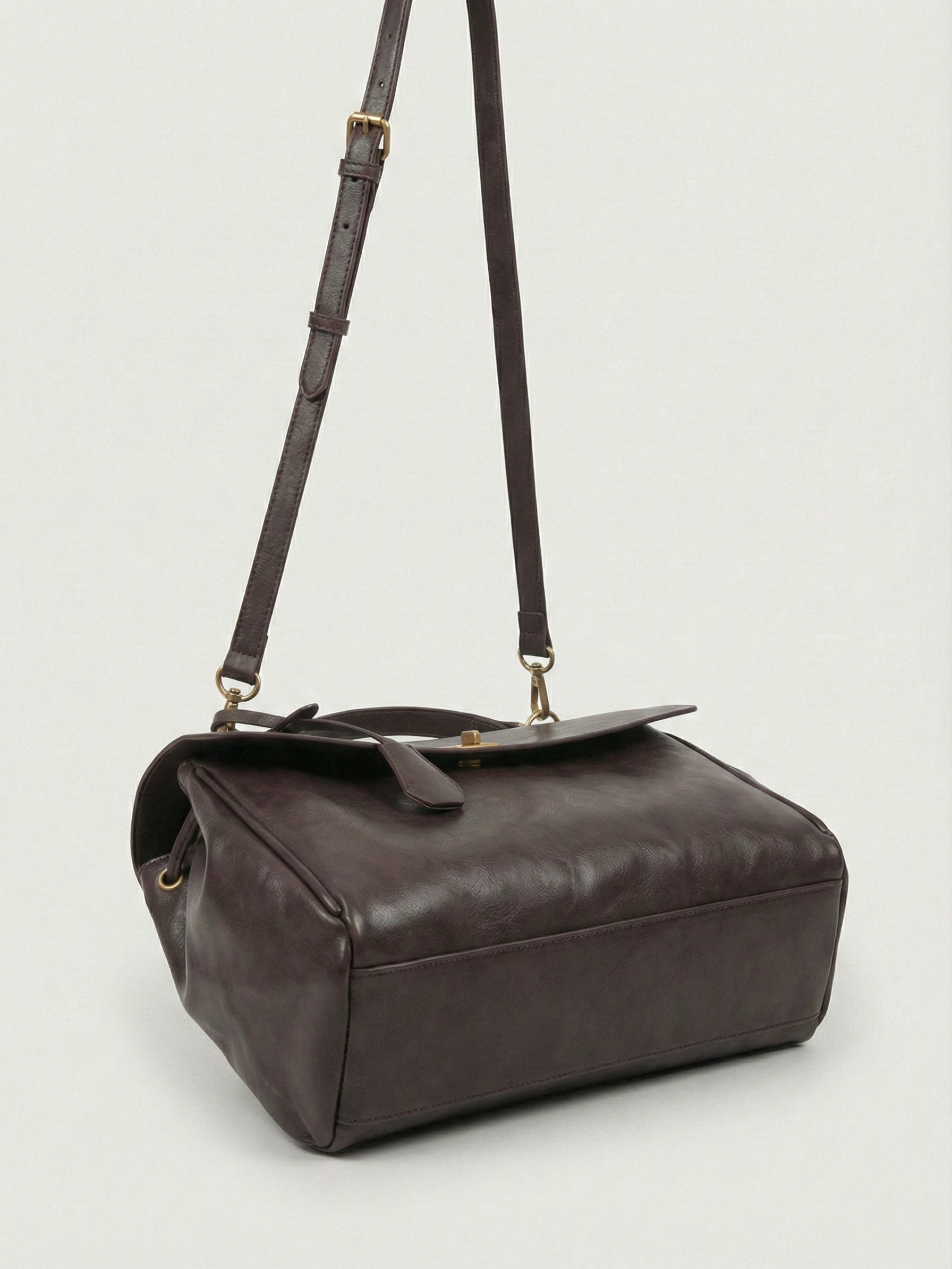 Cecil | Structured Shoulder Bag