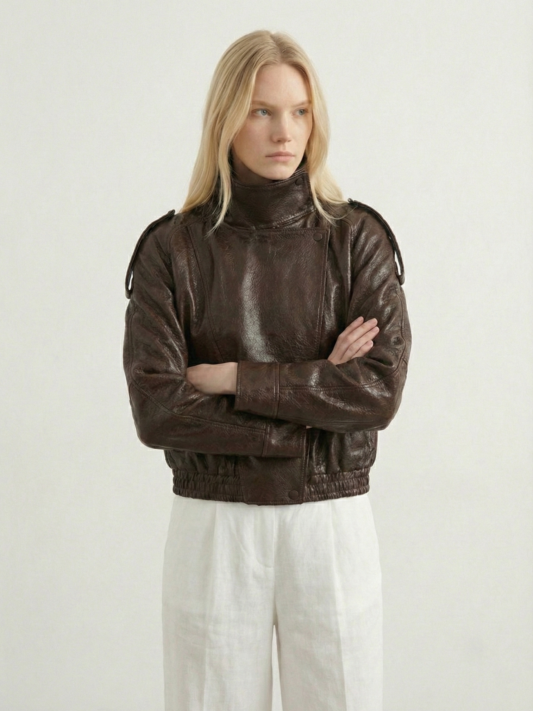 Felicia | Veste oversize à col montant en similicuir