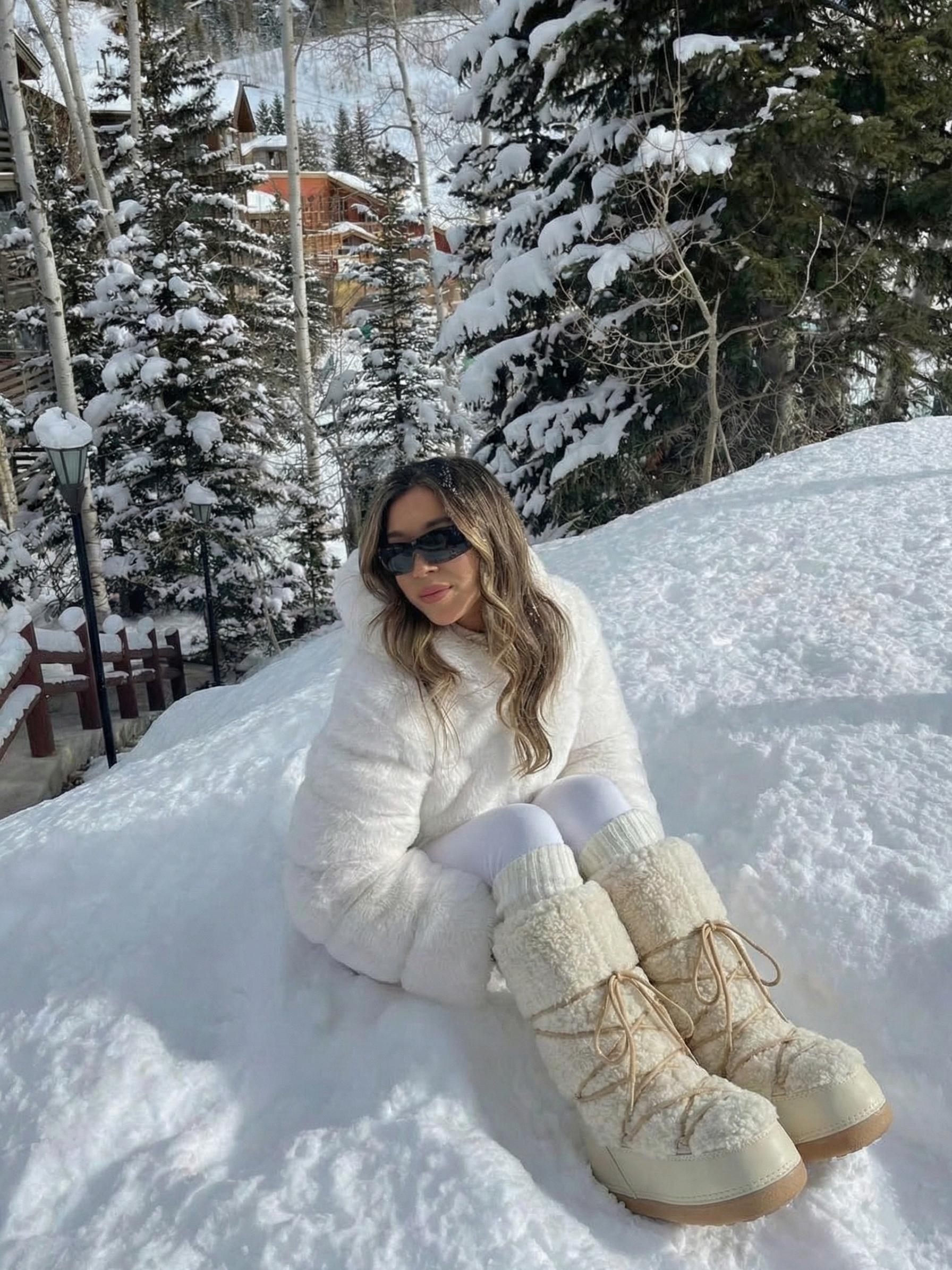 Bottes hautes confortables à lacets couleur crème pour femmes