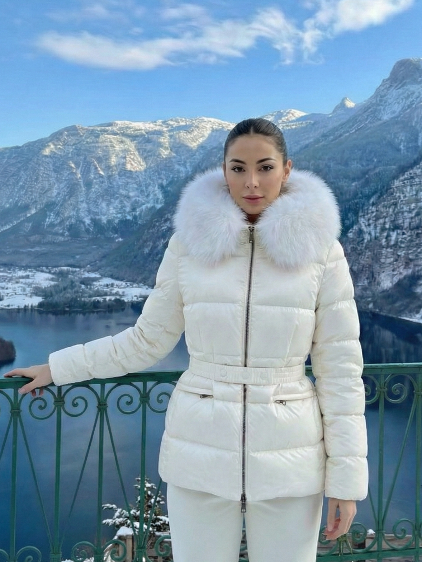 Floride | Doudoune imperméable à capuche en fausse fourrure