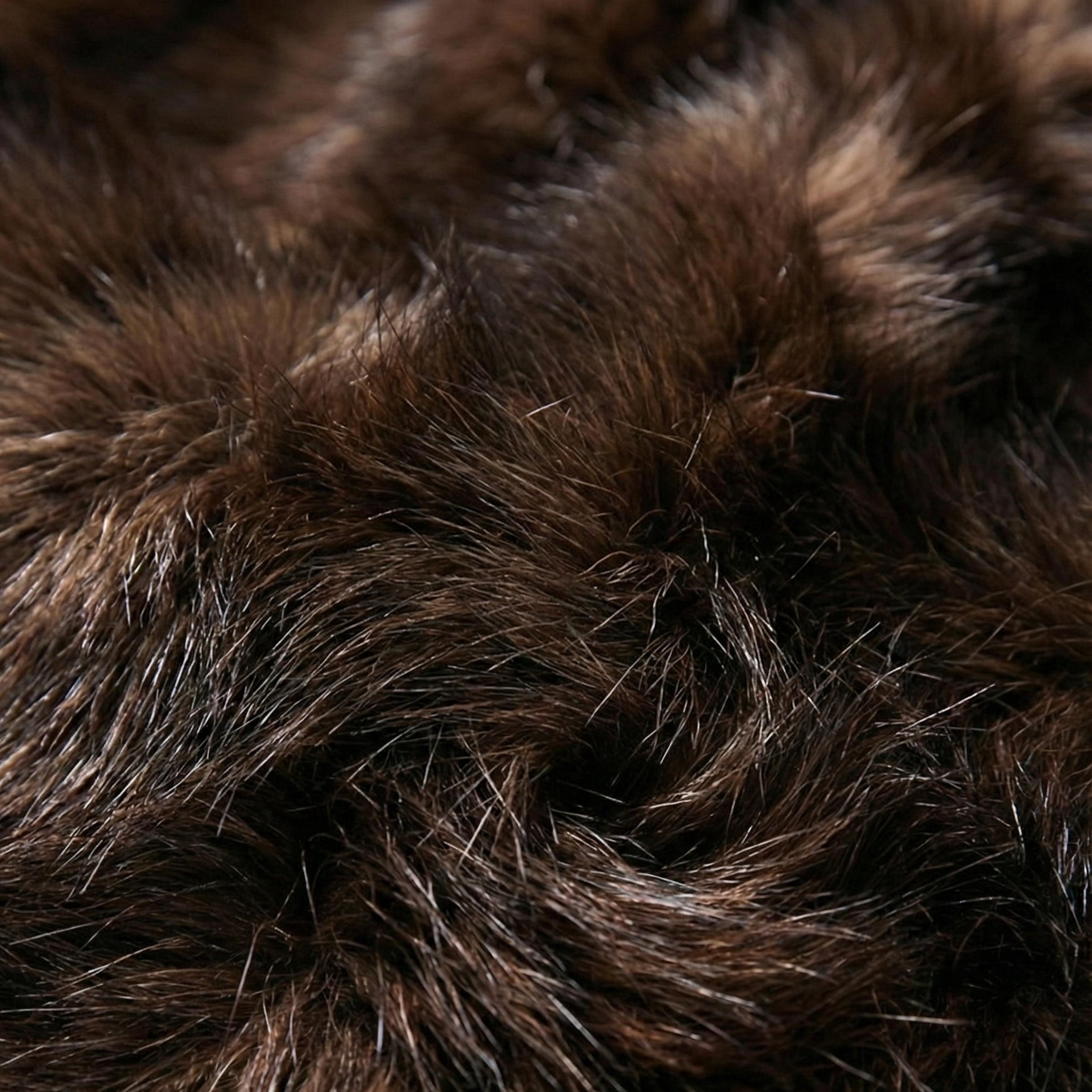 Scarlet | Manteau maxi en fausse fourrure