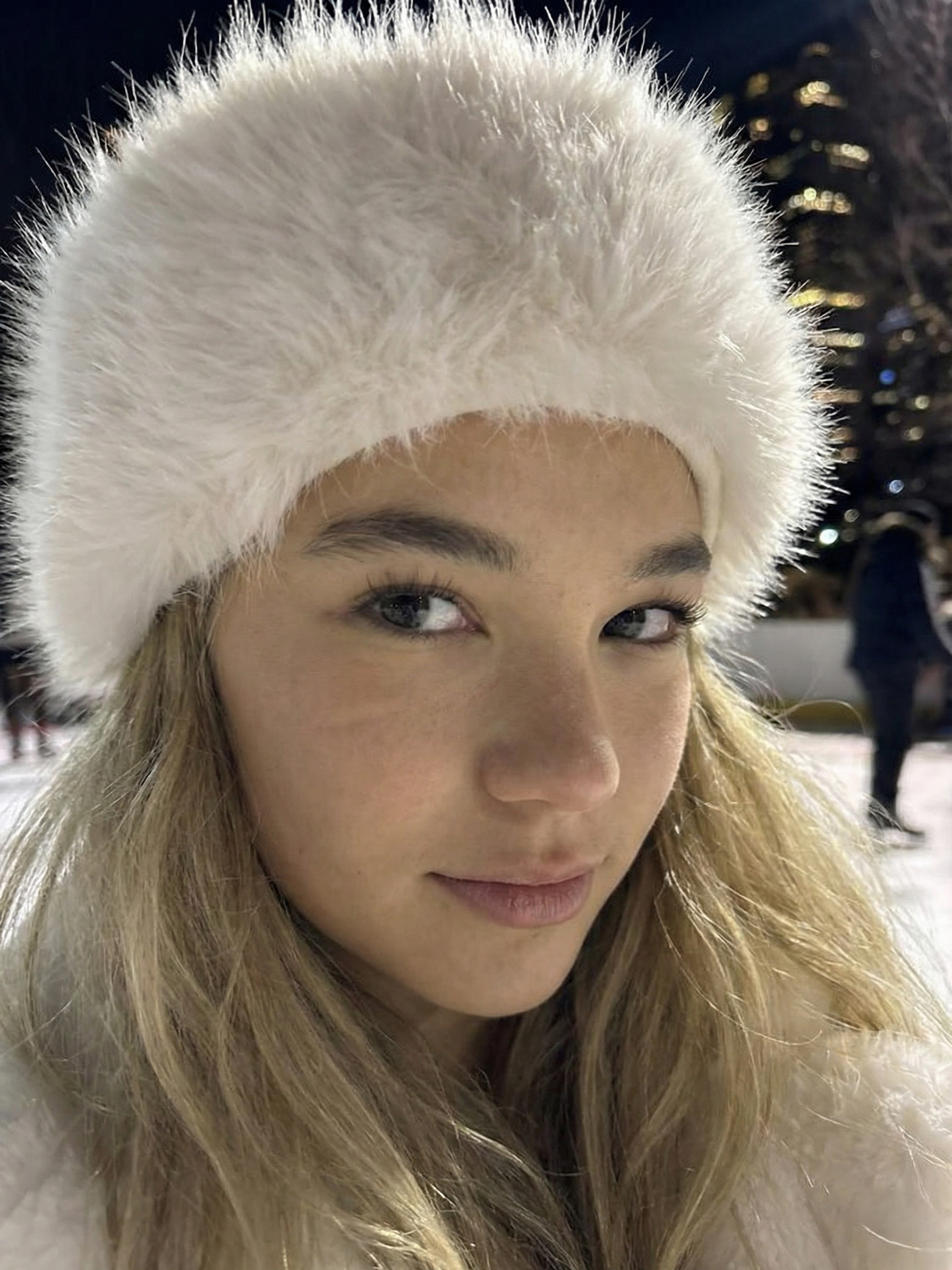 Sia | Bonnet d'hiver en fausse fourrure blanche