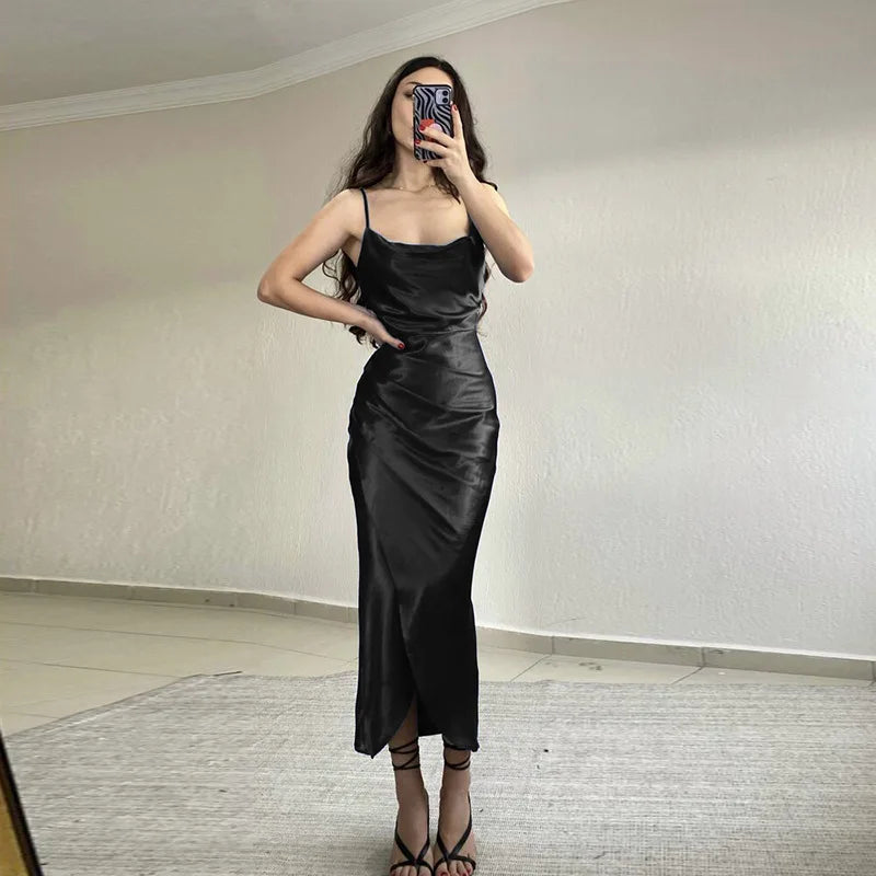 Satinkleid für Damen – Verführerisch & elegant zugleich