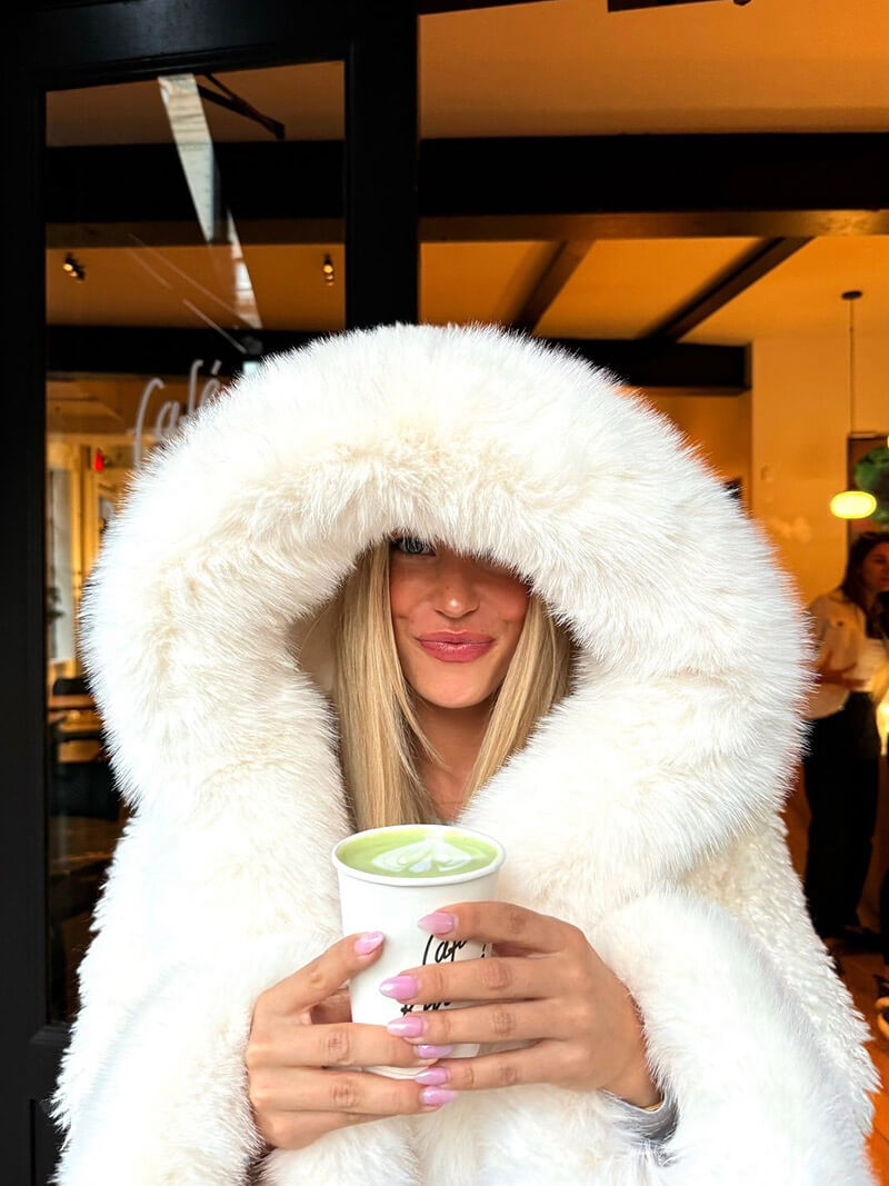 Athena | Manteau tendance à capuche en fausse fourrure