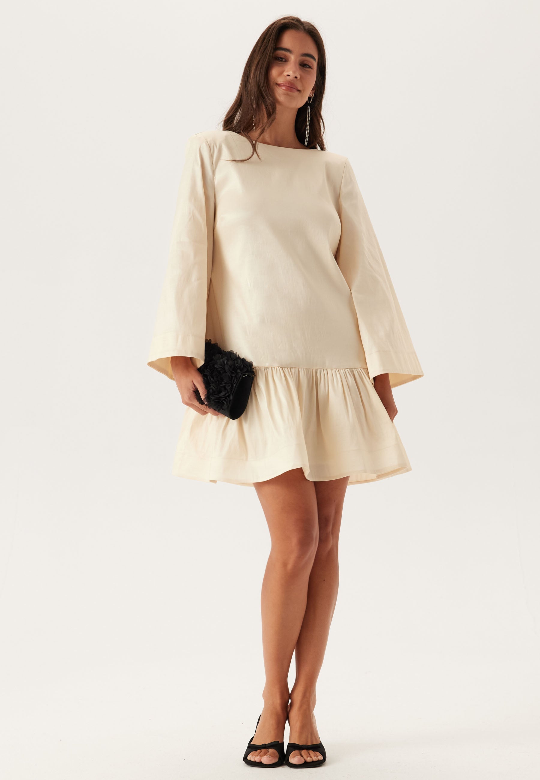 Bogenförmiges Shift-Kleid