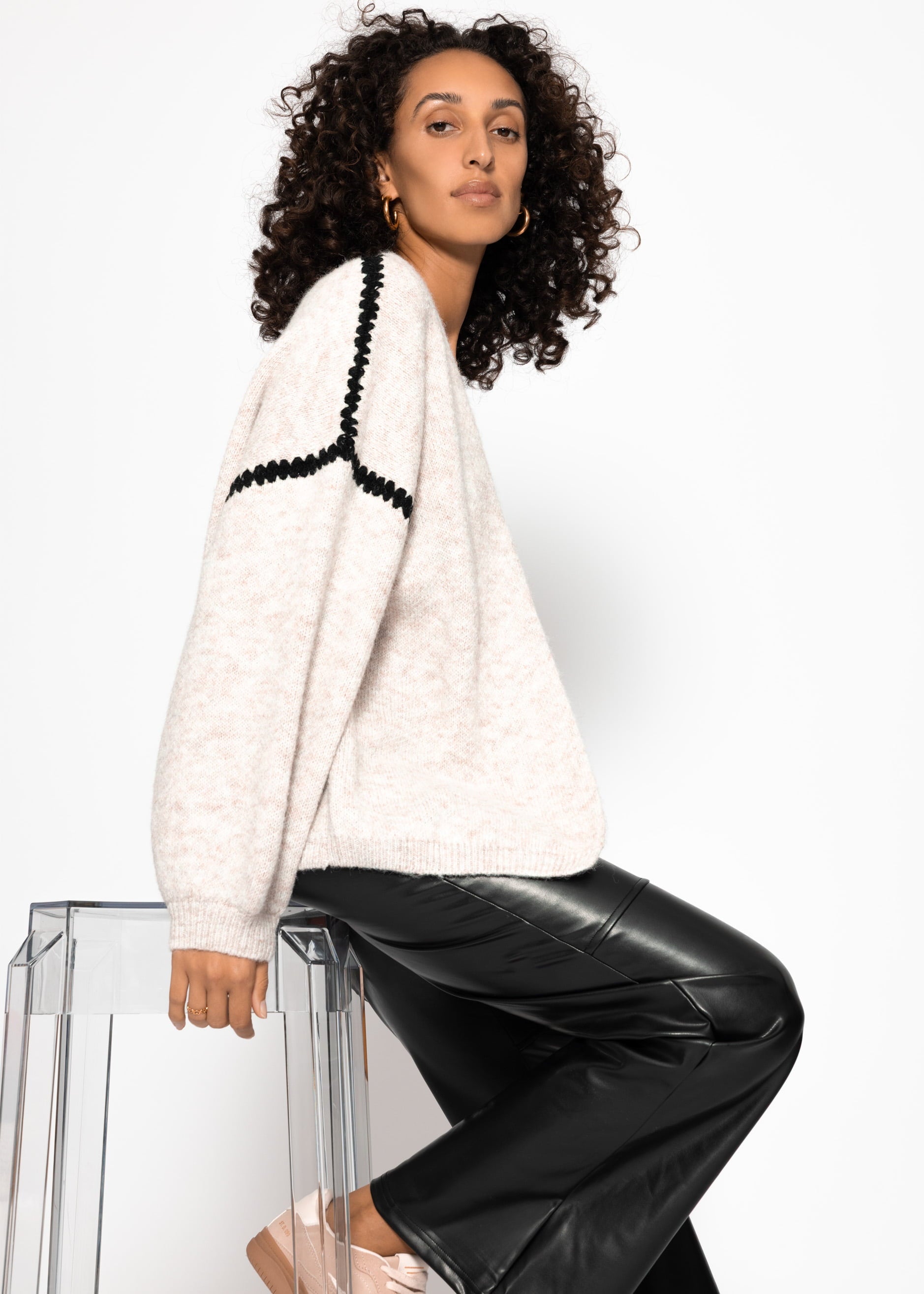 Cardigan mit Ziernähten - offwhite