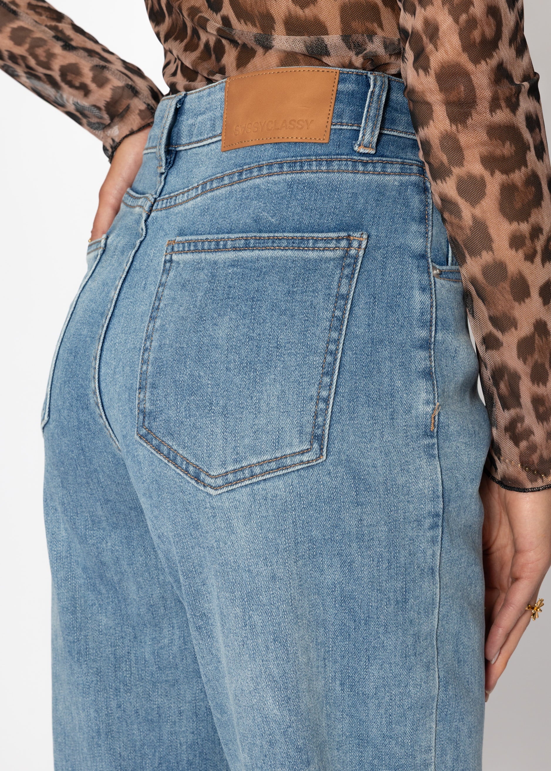 High Waist Karotten-Jeans - blau