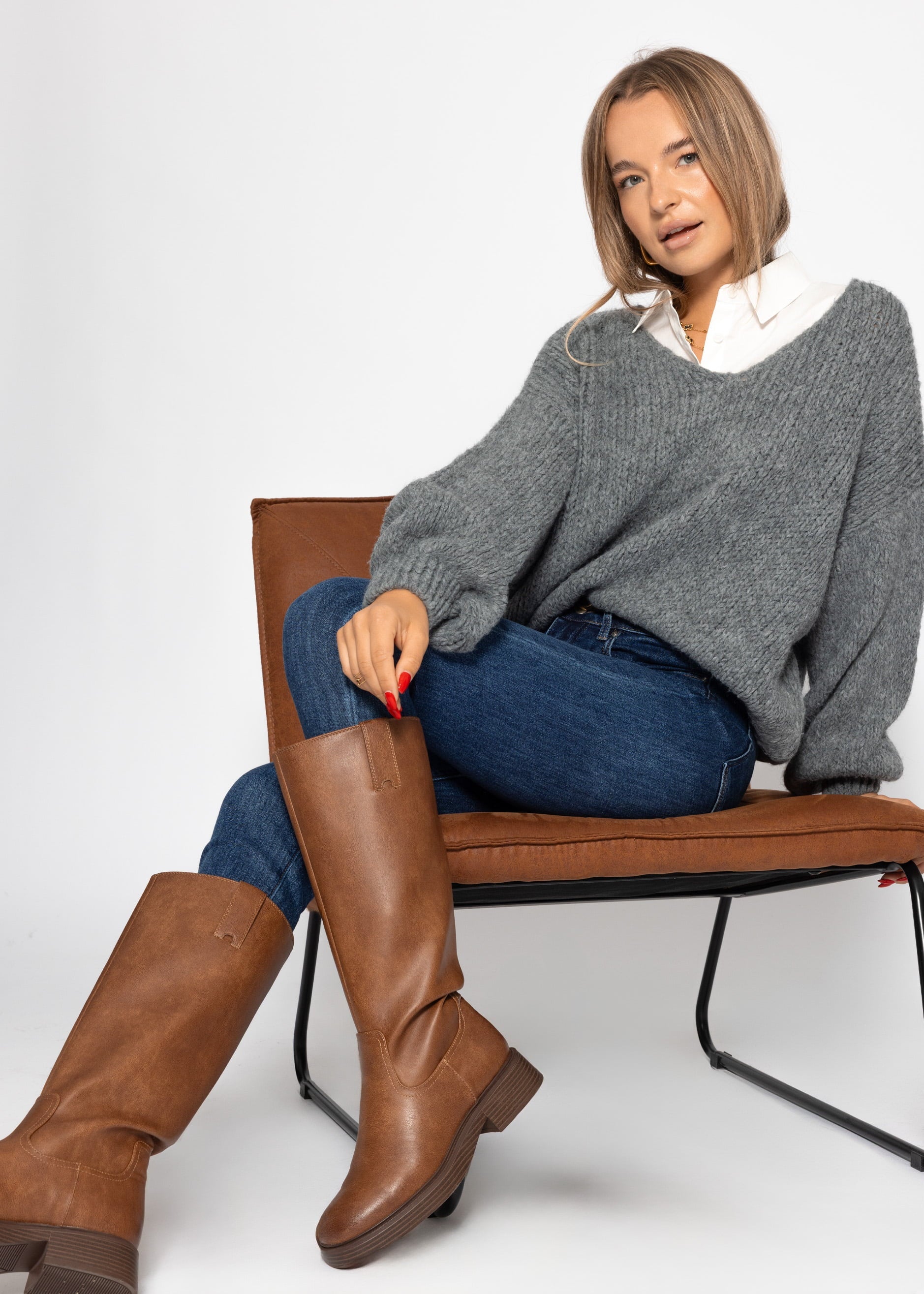 Oversize Pullover mit V-Ausschnitt - dunkelgrau