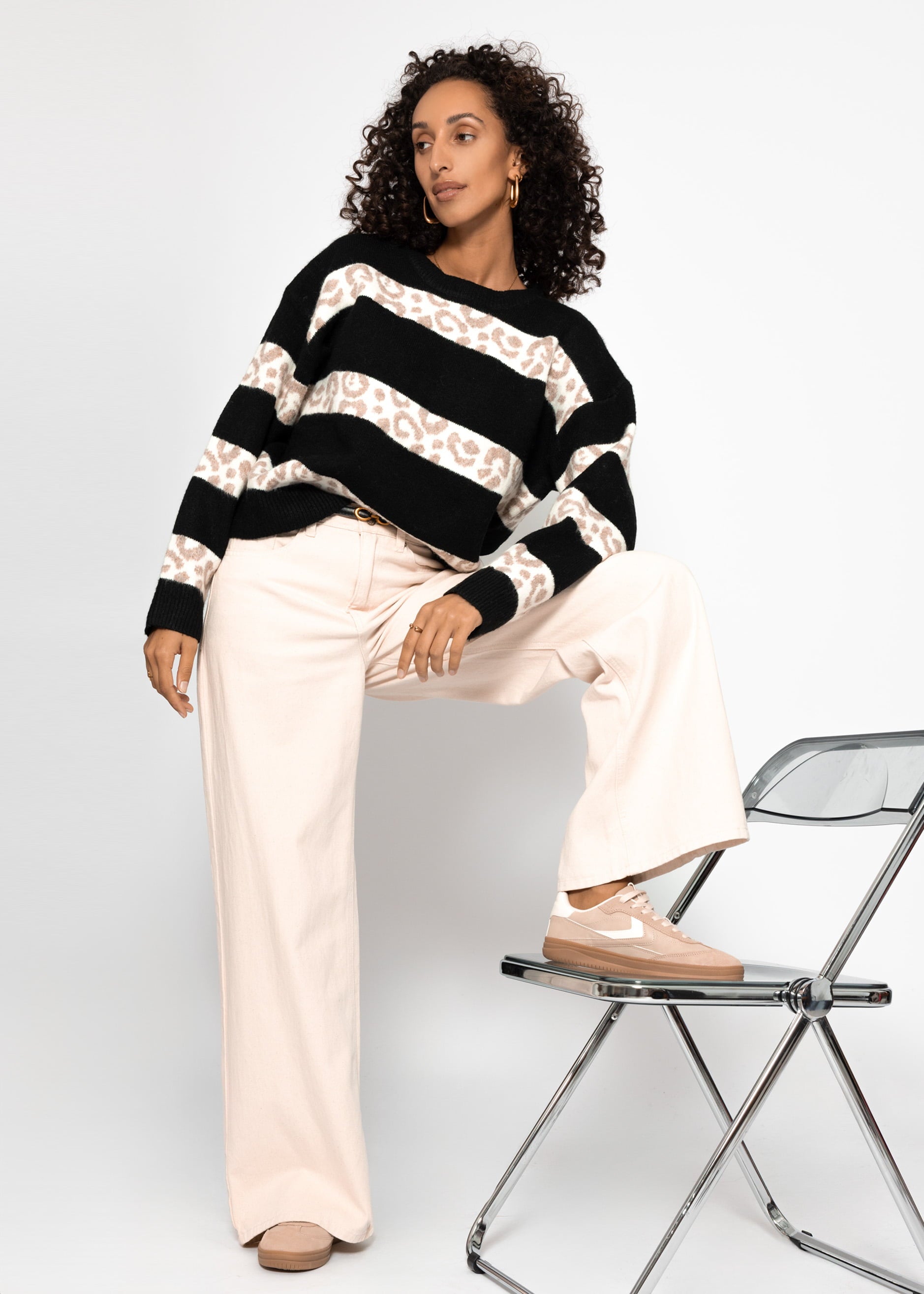 Pullover mit Leo-Streifen - schwarz
