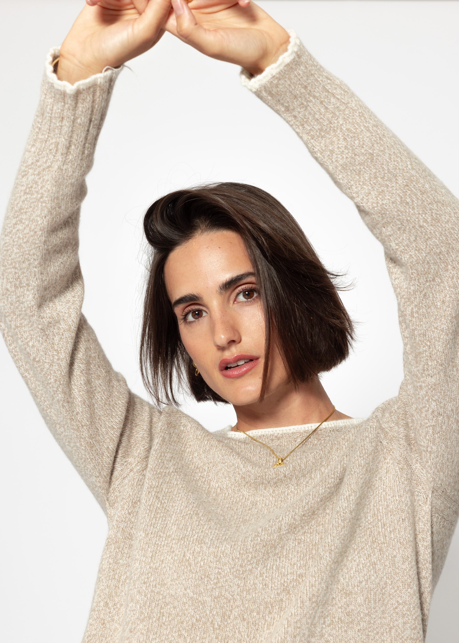 Pullover mit Raglanärmeln und kontrastierenden Details – beige