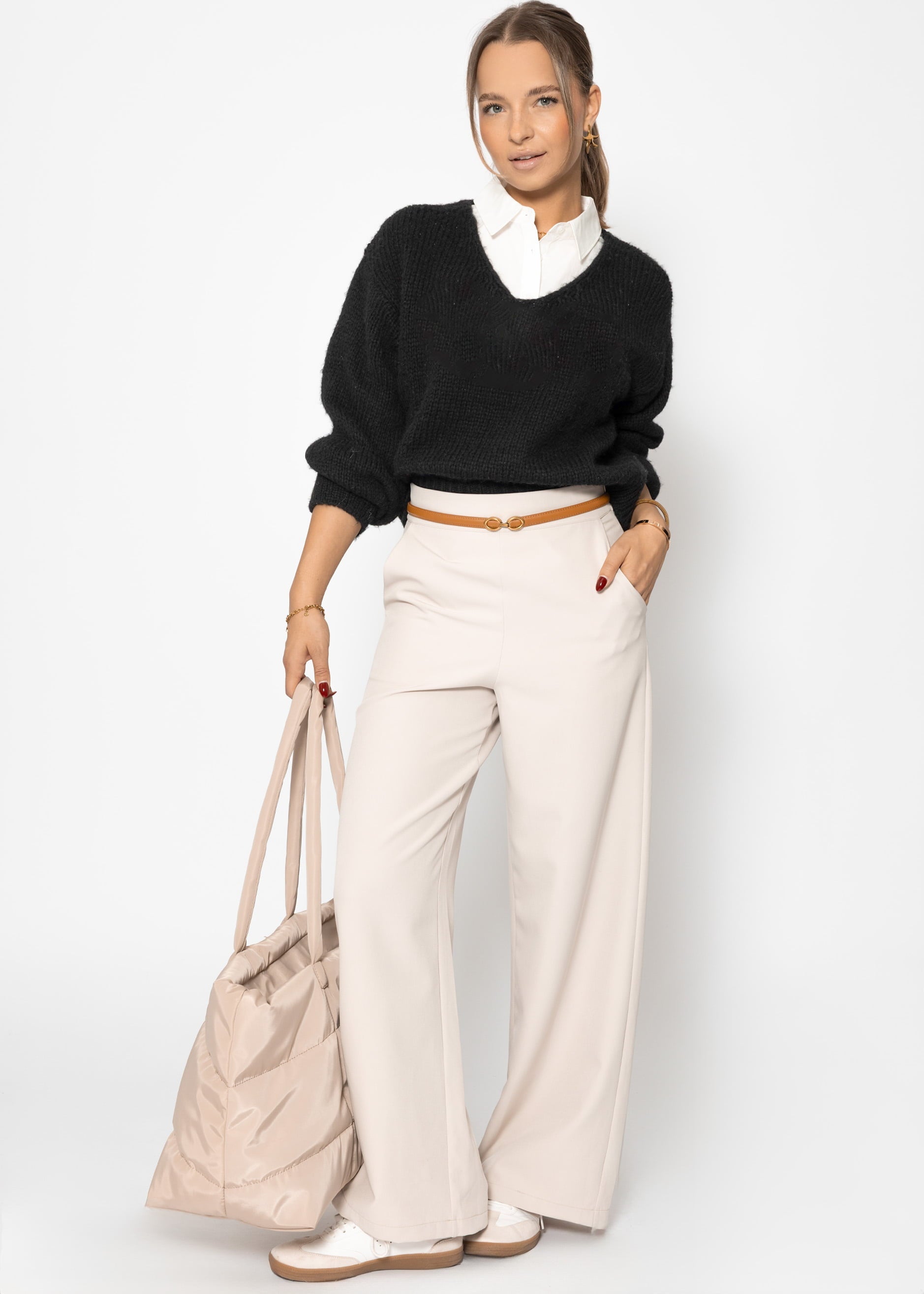 Pullover mit V-Ausschnitt - schwarz