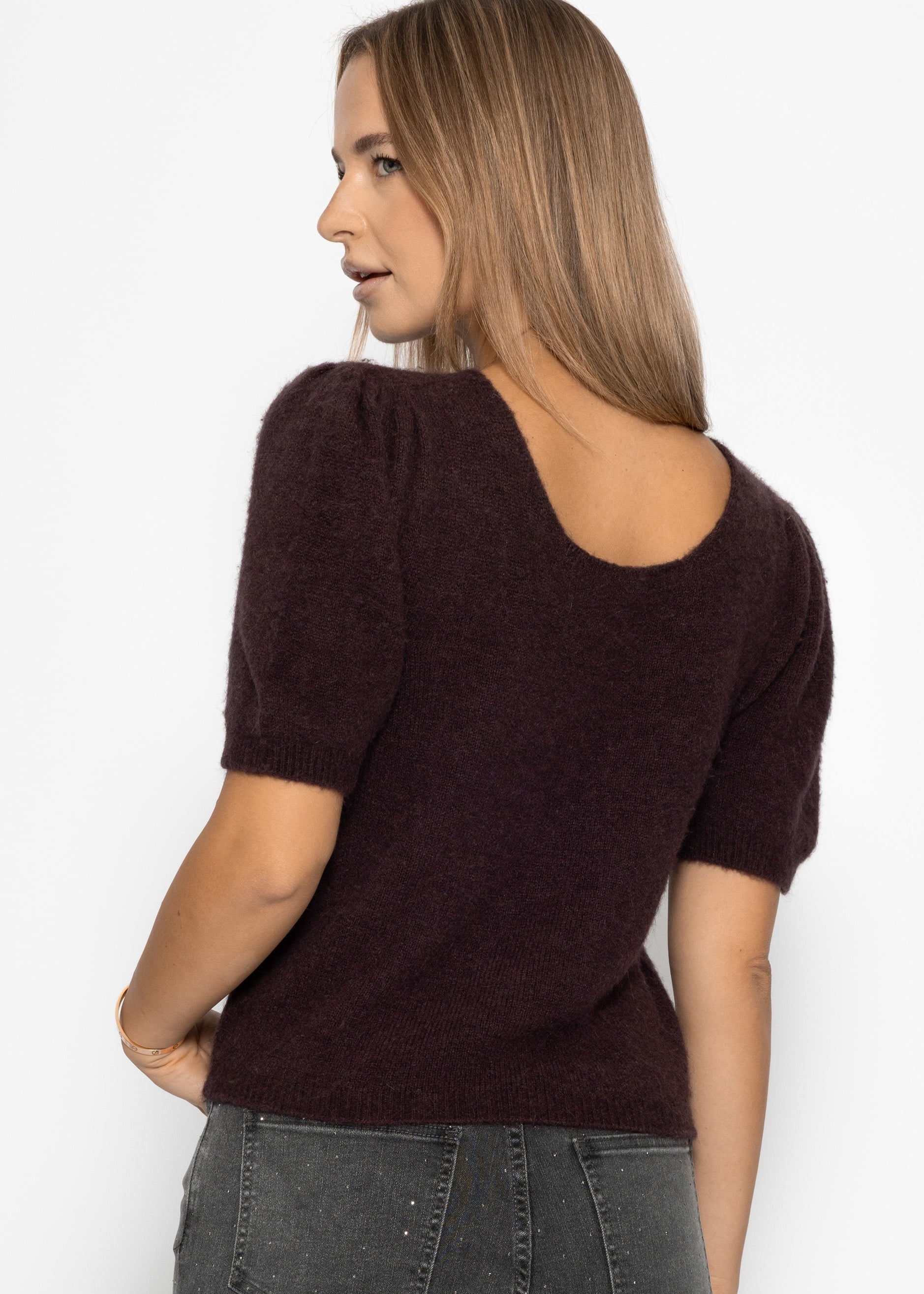 Knitted top with puff sleeves - aubergine brown