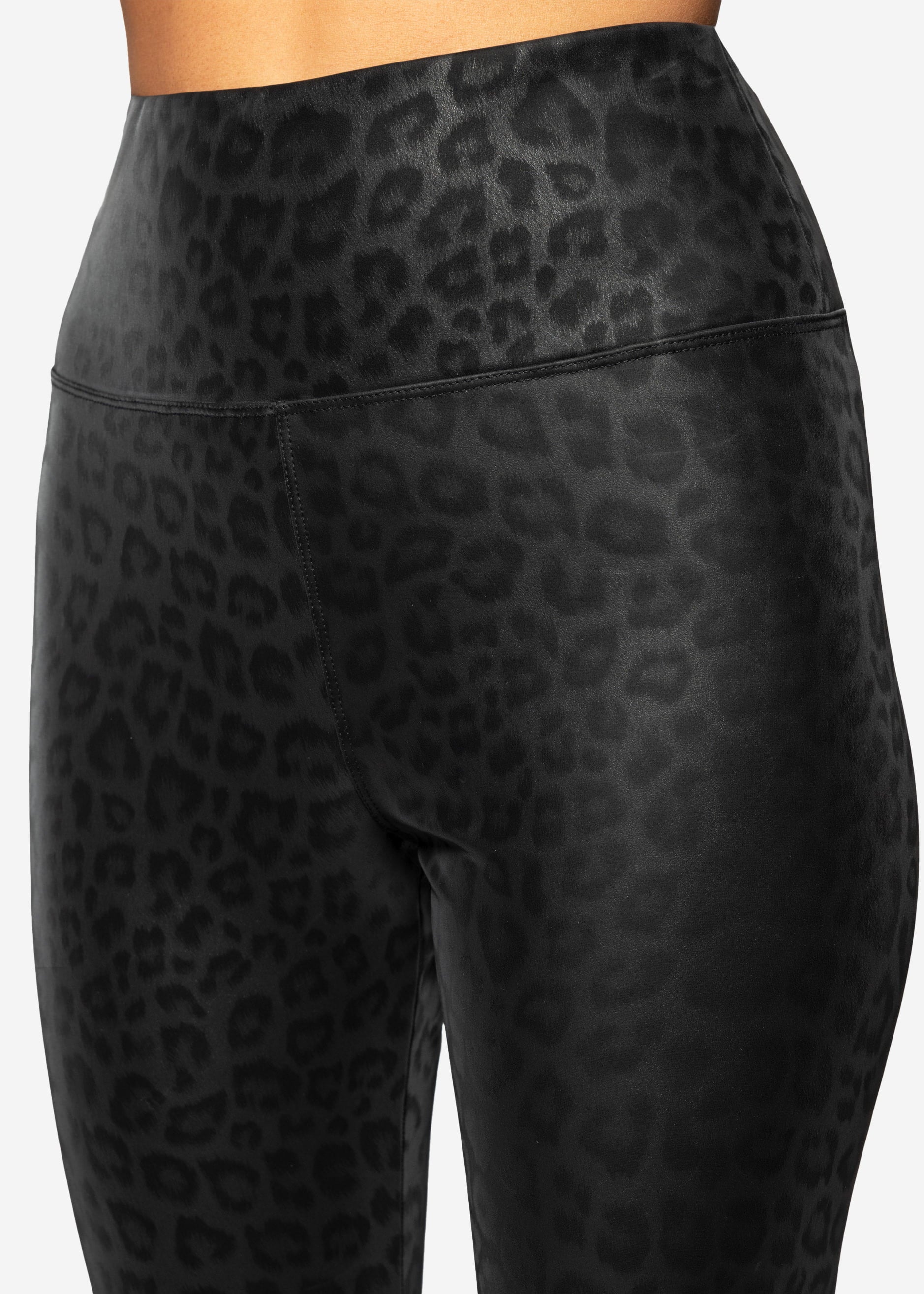 Leggings en simili cuir thermique à imprimé léopard - noir